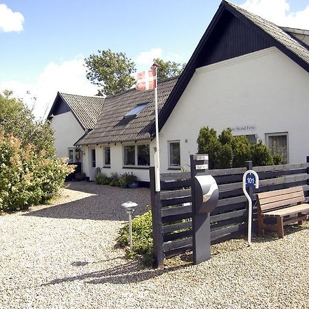 Henne Strand Ferie Accommodation Hennebjerg Exterior foto
